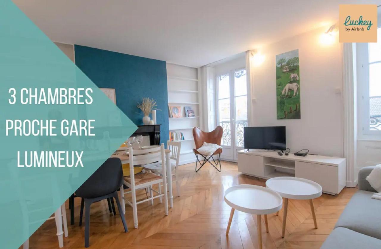 La Place Gourmande Mâcon Extérieur photo