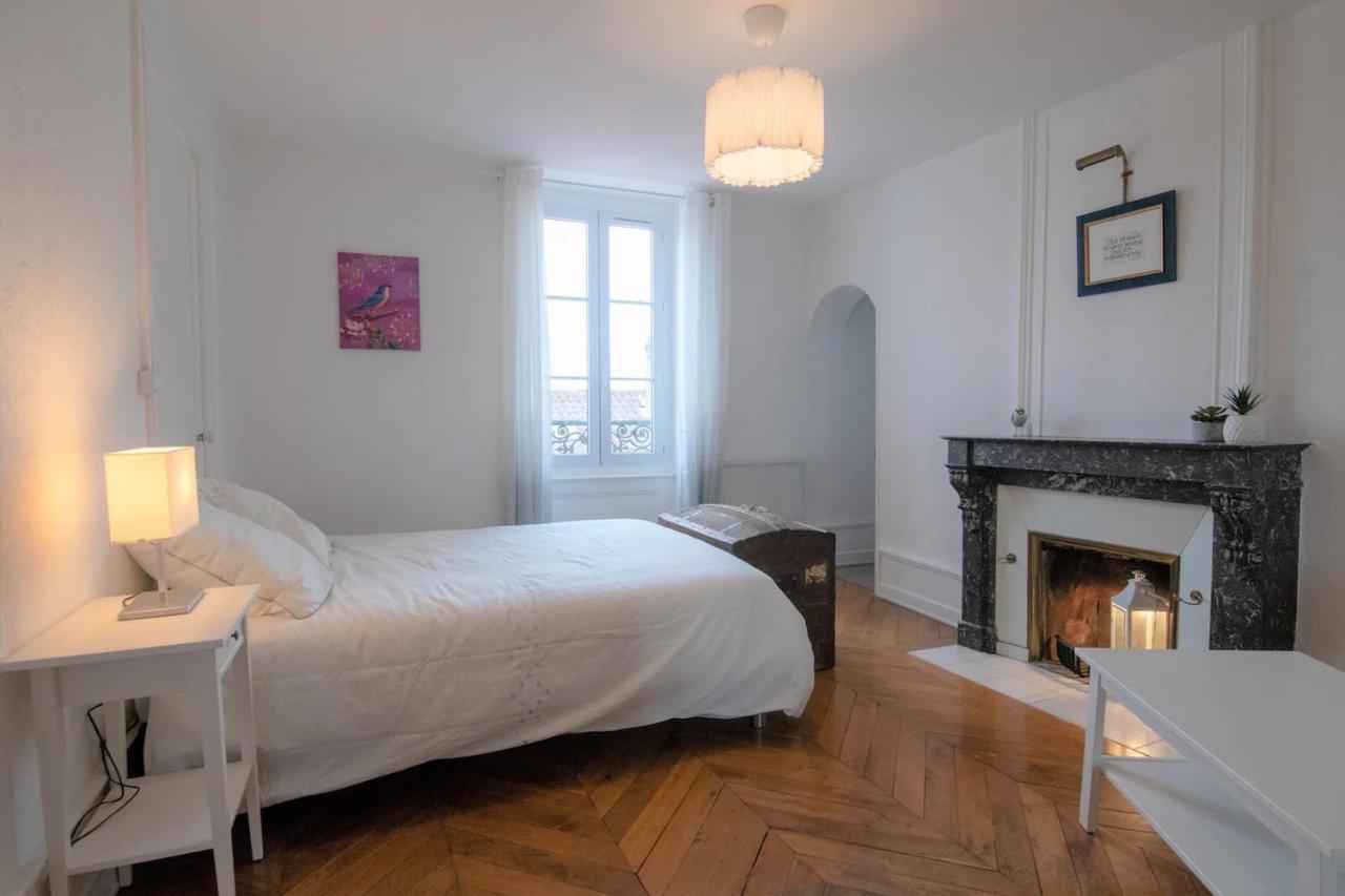 La Place Gourmande Mâcon Extérieur photo